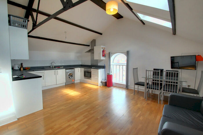 2 Bedroom Apartment To Rent In Nugent Street, Leicester, LE3