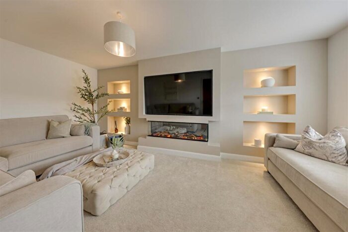 4 Bedroom Detached House For Sale In Great Clough Drive, Loveclough, Rossendale, BB4