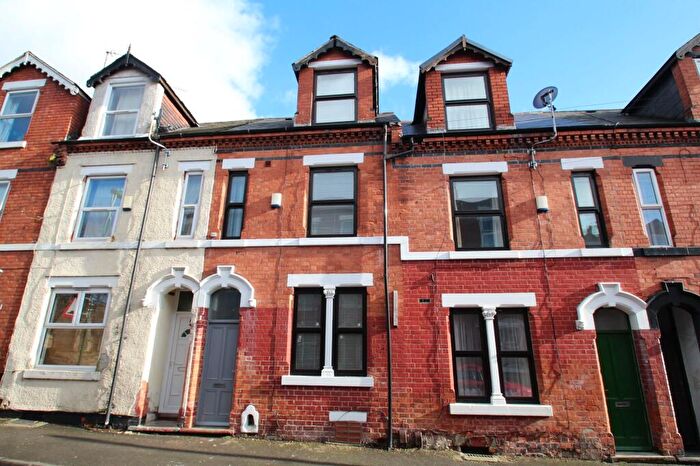 1 Bedroom House Of Multiple Occupation To Rent In Manor Street, Sneinton, NG2
