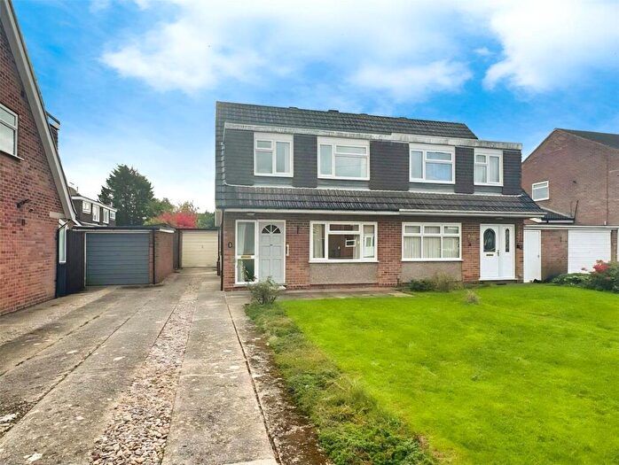 3 Bedroom Semi Detached House For Sale In Regency Gardens, Birmingham, West Midlands, B14