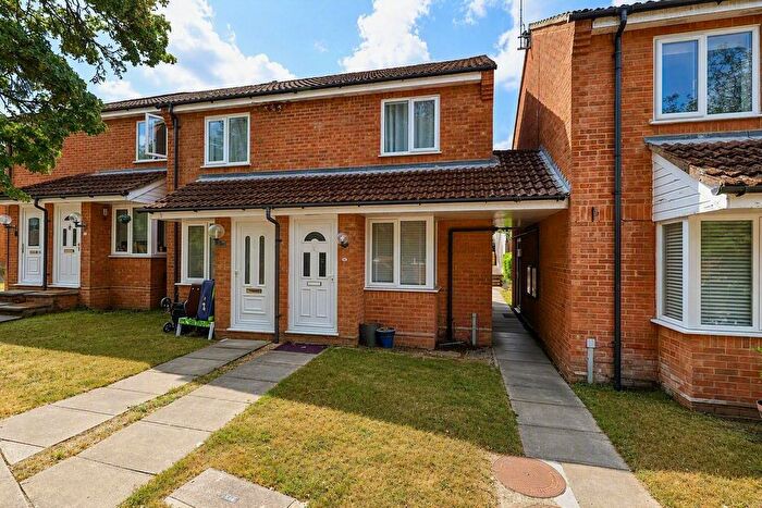 1 Bedroom Flat For Sale In Park View Court, Eaton Avenue, High Wycombe, Buckinghamshire, HP12