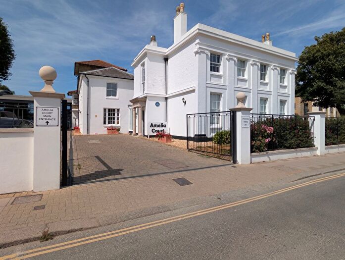 1 Bedroom Flat For Sale In Union Place, Worthing, BN11