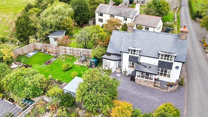 2 Bedroom Cottage For Sale In Tregeiriog, LL20