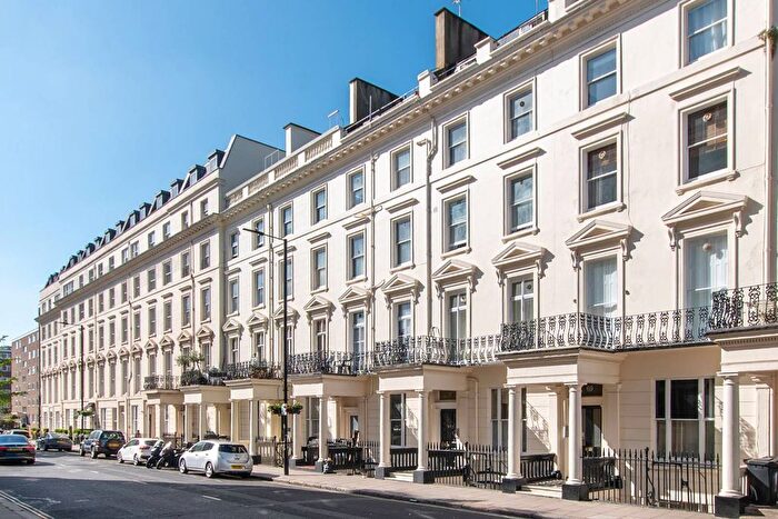 Studio For Sale In Gloucester Terrace, Lancaster Gate, London, W2