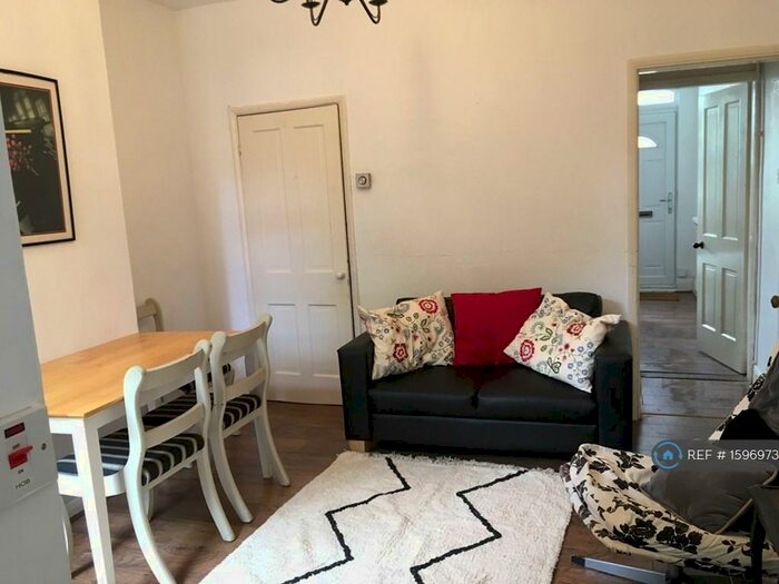 3 Bedroom Terraced House To Rent In Mornington Road, Norwich, NR2