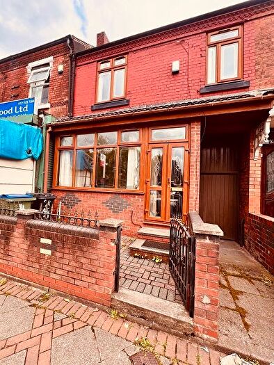 4 Bedroom Terraced House To Rent In Tividale Road, Oldbury, B69