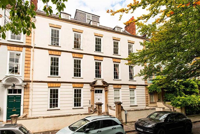 3 Bedroom Apartment To Rent In Dowry Square, Bristol, BS8