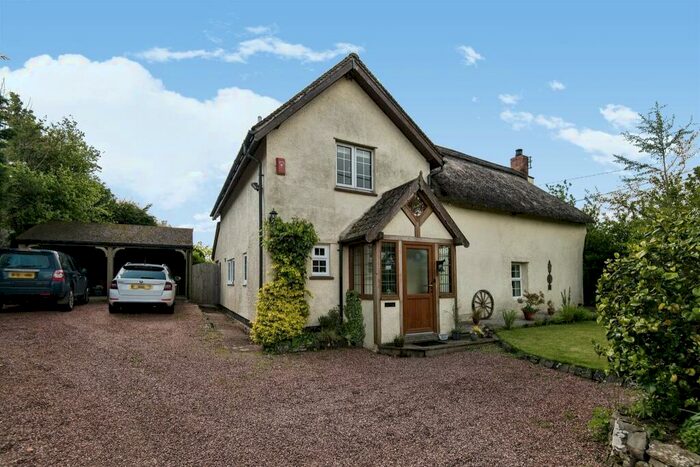 4 Bedroom Character Property For Sale In Cheriton Bishop, Exeter, EX6