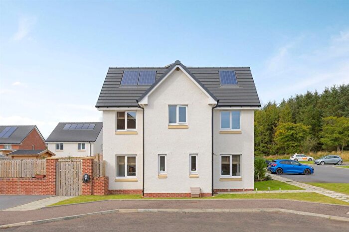 3 Bedroom End Terrace House For Sale In Waddell Terrace, Shotts, ML7