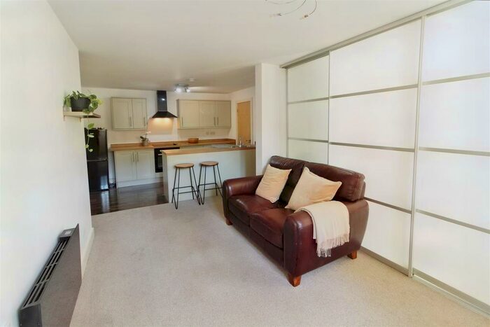 2 Bedroom Apartment For Sale In The Park, Kirkburton, Huddersfield, HD8