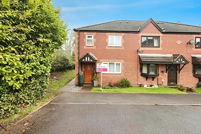 1 Bedroom Terraced House For Sale In Imperial Rise, Birmingham, B46