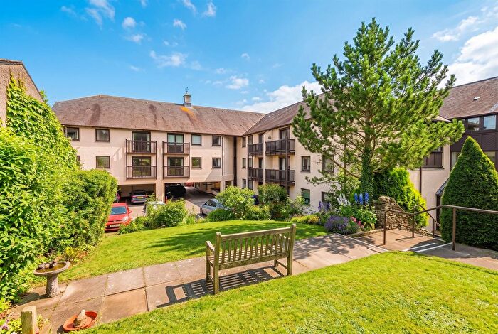 2 Bedroom Flat For Sale In Station Road, Arnside, LA5