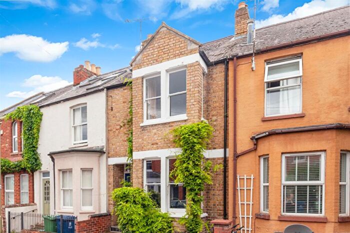 5 Bedroom House To Rent In Temple Street, Oxford, OX4