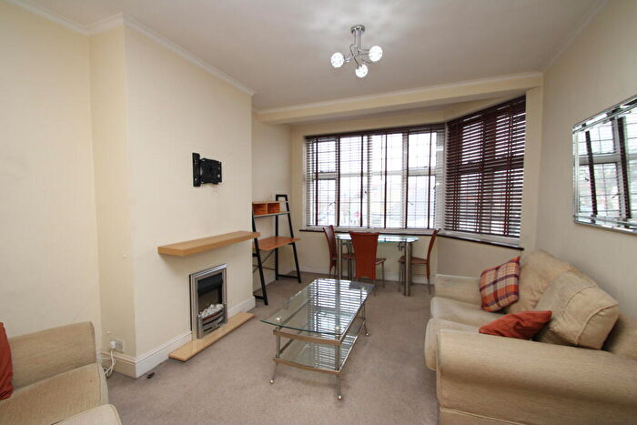 1 Bedroom Apartment To Rent In Park Hill Court, Croydon, CR0