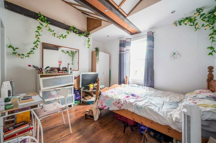 2 Bedroom Flat To Rent In Barbican, Barbican, London, EC1A