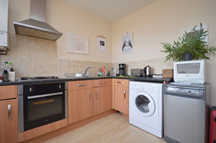 1 Bedroom Flat To Rent In St. Asaph Road, London, SE4