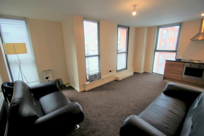 2 Bedroom Flat To Rent In Ludgate Hill, Manchester, M4