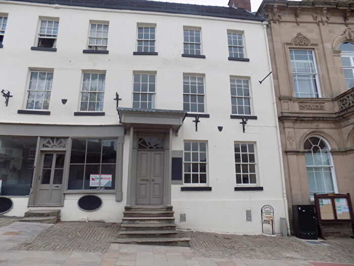4 Bedroom Town House For Sale In Market Place, Ashbourne, Derbyshire, DE6