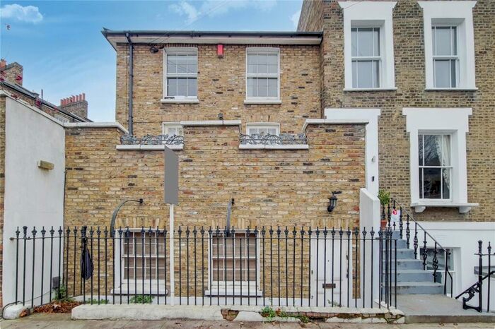 1 Bedroom Apartment To Rent In Wolsey Road, Newington Green, Islington, London, N1