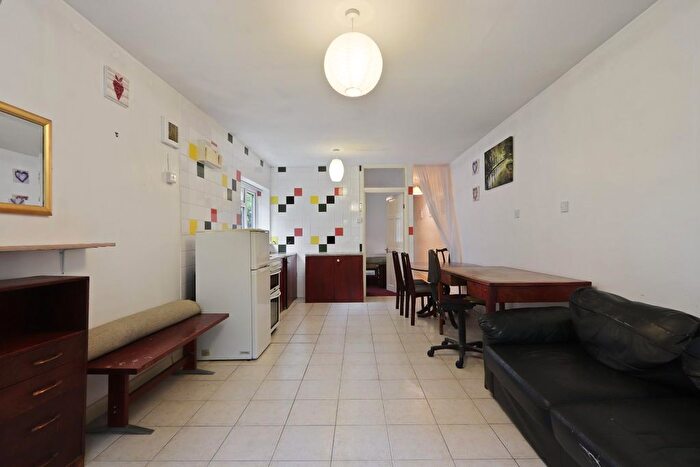 5 Bedroom End Of Terrace House For Sale In Glossop Road, Broomhall, S10