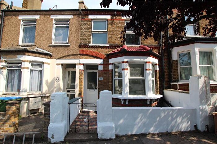 4 Bedroom Terraced House For Sale In Ingledew Road, Plumstead, SE18