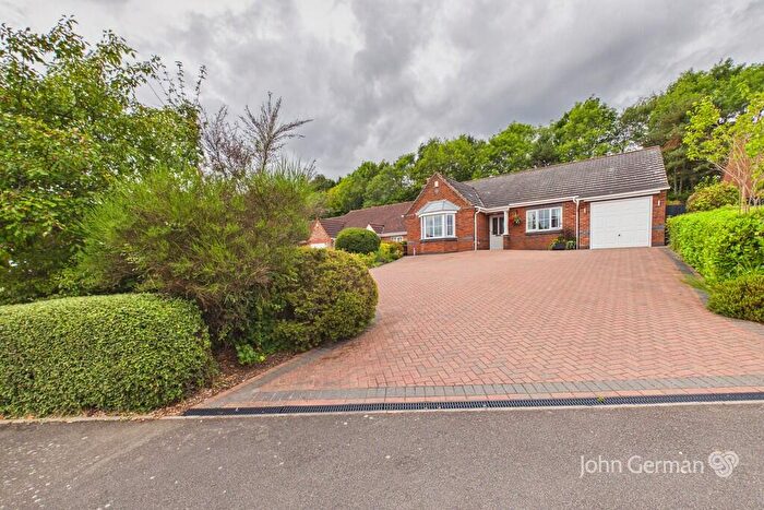 3 Bedroom Detached Bungalow For Sale In Yarrow Close, Burton-on-Trent, DE15