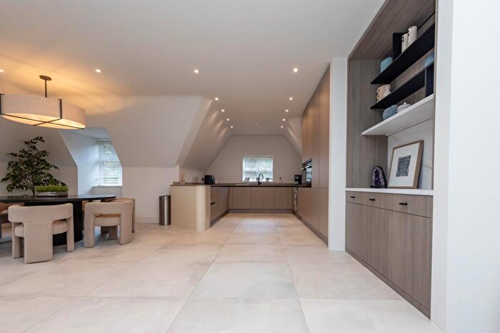 3 Bedroom Penthouse To Rent In Crosstrees, Lilliput Road, BH14