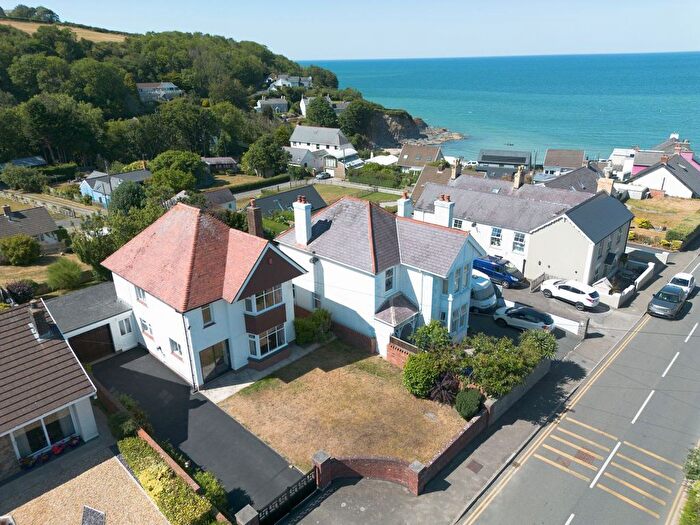 3 Bedroom Detached House For Sale In Aberporth, Cardigan, SA43
