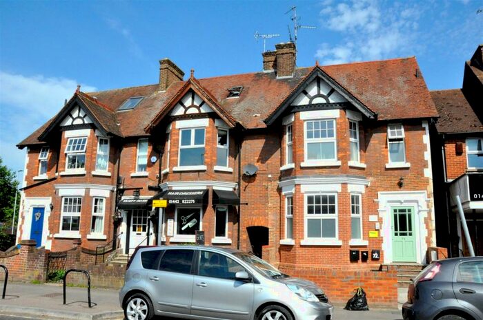 2 Bedroom Duplex To Rent In Western Road, Tring, HP23