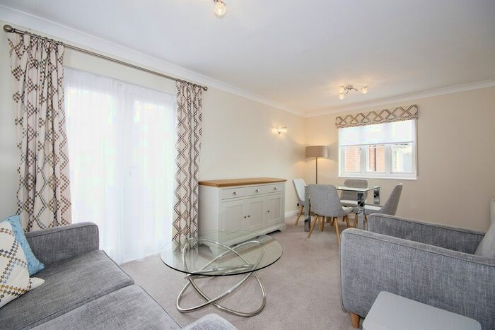 2 Bedroom Flat To Rent In St. Thomas Street, Oxford, OX1