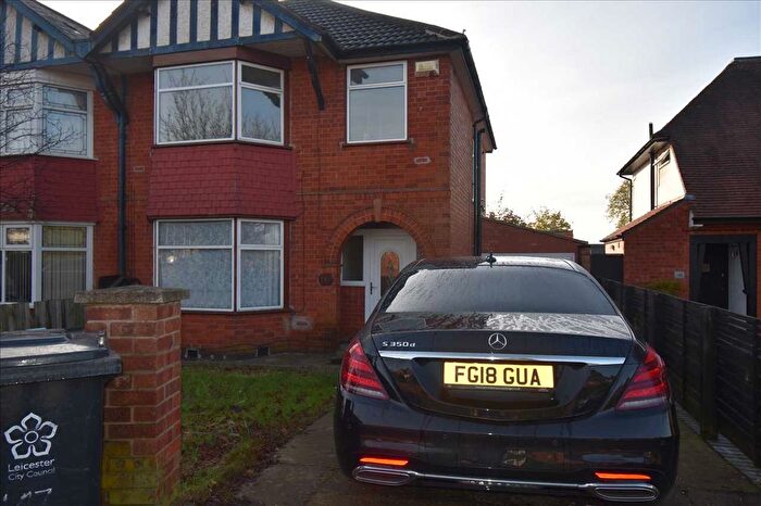 3 Bedroom Detached House To Rent In Evington Lane, Leicester, LE5