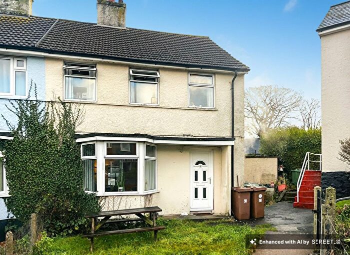 3 Bedroom Semi Detached House For Sale In Ocean Street, Plymouth, PL2