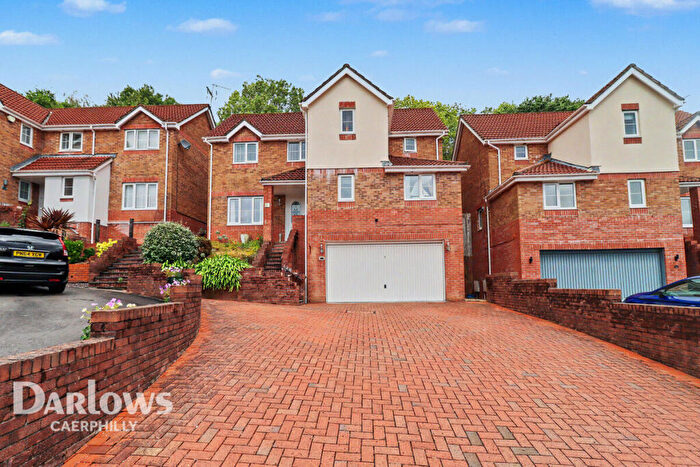 4 Bedroom Detached House For Sale In Tor View, Caerphilly, CF83