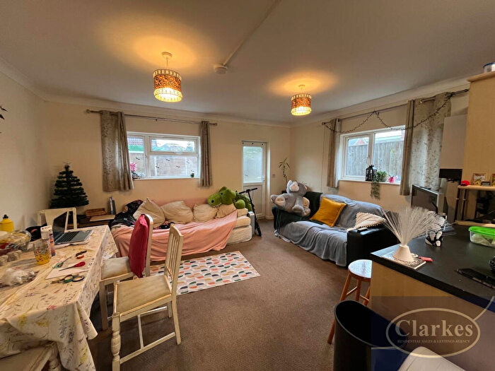 5 Bedroom Detached House To Rent In Wycliffe Road, Winton, Bournemouth, Dorset, BH9