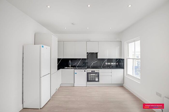 2 Bedroom Flat To Rent In Portobello Road, London, W11