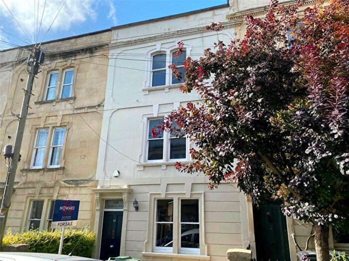 4 Bedroom Terraced House To Rent In Brighton Road, Redland, Bristol, BS6