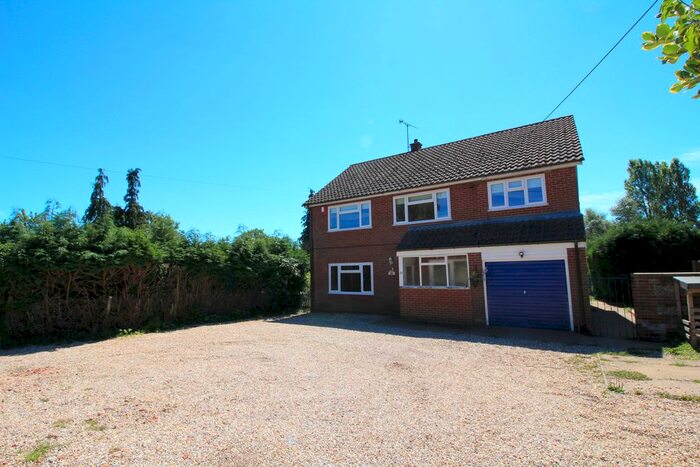 5 Bedroom Detached House To Rent In The Street, Norwich, NR10