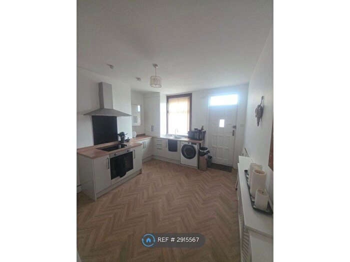 3 Bedroom Terraced House To Rent In Palm St, Barnsley, S75