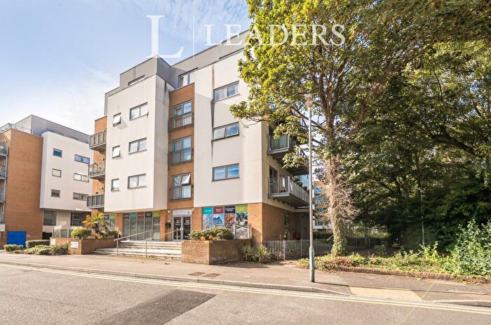 2 Bedroom Flat For Sale In Blue Bell Court, Sovereign Way, Tonbridge, TN9