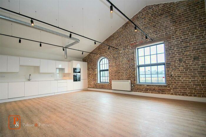 2 Bedroom Apartment To Rent In Maponite Buildings, Hawkins Road, Colchester, Essex, CO2