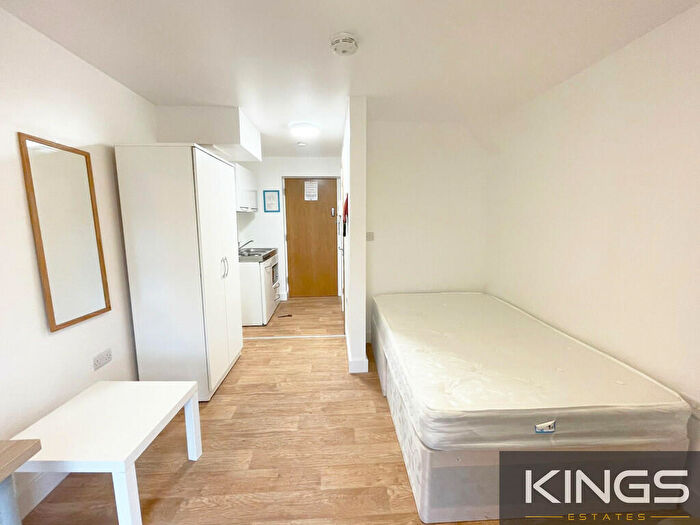 Studio To Rent In Bevois Valley Road, Southampton, SO14