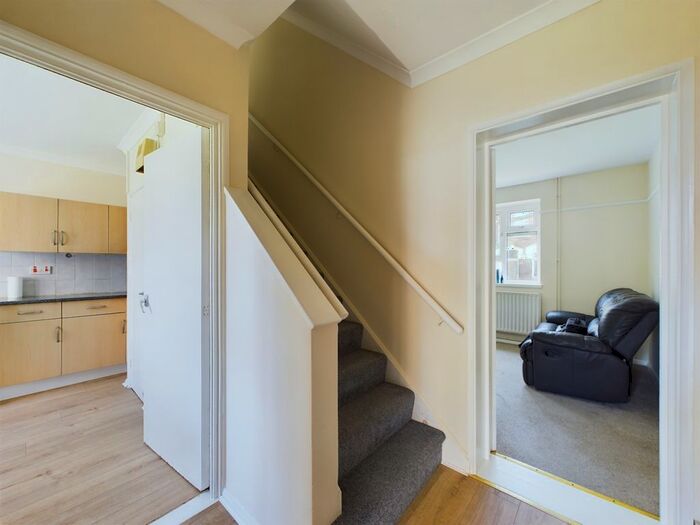 2 Bedroom Maisonette For Sale In Yorke Street, Southsea, PO5
