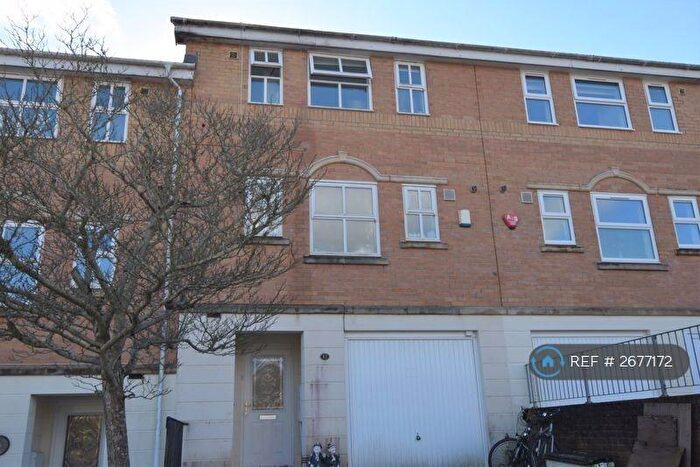 3 Bedroom Terraced House To Rent In Rogers Drive, Saltash, PL12