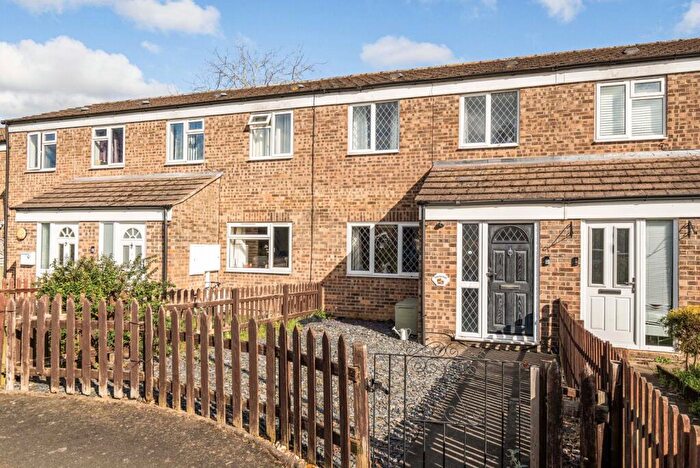3 Bedroom Terraced House For Sale In Queens Court Ride, Cobham, KT11