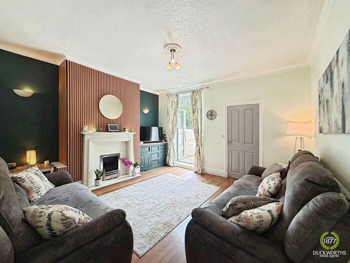 3 Bedroom End Of Terrace House For Sale In Stewart Street, Burnley, BB11
