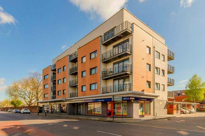 1 Bedroom Flat To Rent In Bordeaux House, Luxembourg Mews, Stratford, Maryland, London, E15