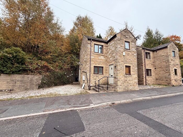3 Bedroom Detached House For Sale In Hollins Lane, Walsden, Todmorden, OL14