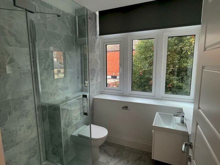 3 Bedroom Apartment To Rent In Middleton House, St Marys Gate, Derby, DE1