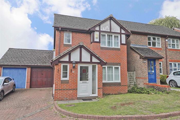 3 Bedroom Detached House For Sale In Wilder Close, Ruislip, HA4