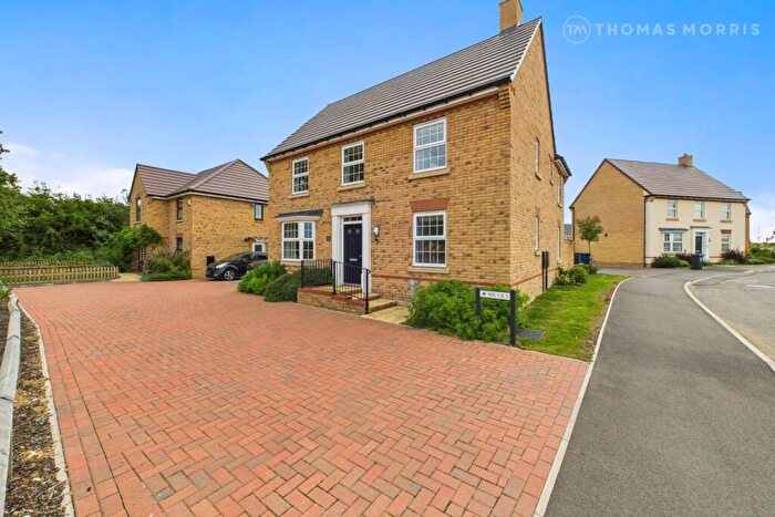 4 Bedroom Detached House For Sale In Stoneman Way, Ramsey, Huntingdon, Cambridgeshire, PE26